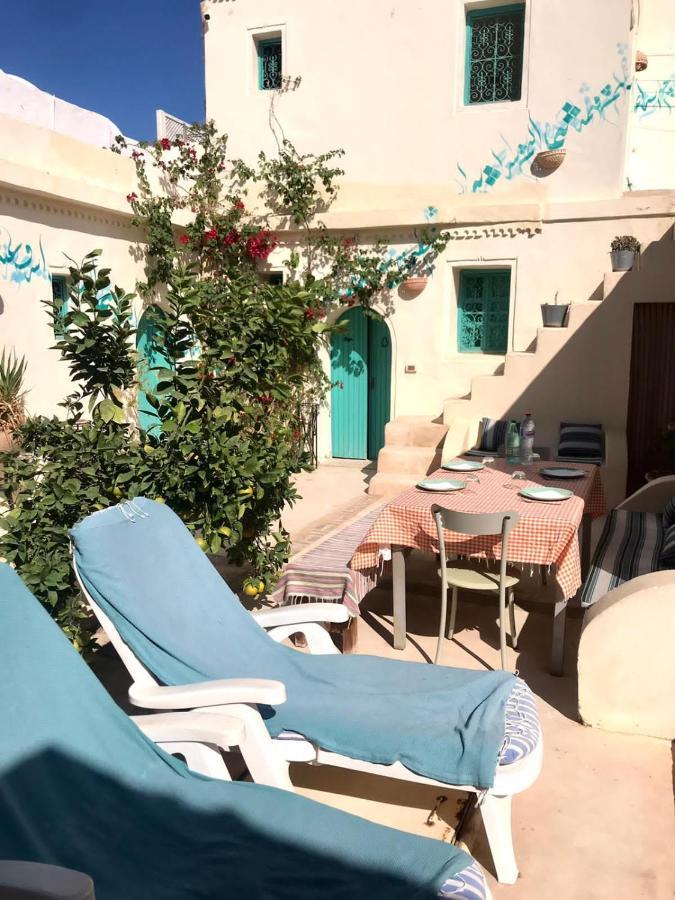 Dar Lily Bed & Breakfast Erriadh Exterior photo